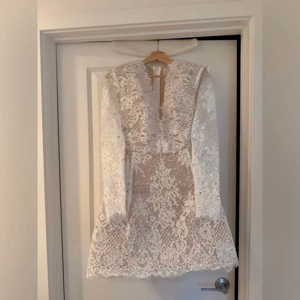 NWOT BRONX AND BANCO Isabella Long Sleeve Mini Dress in White - Picture 6 of 16